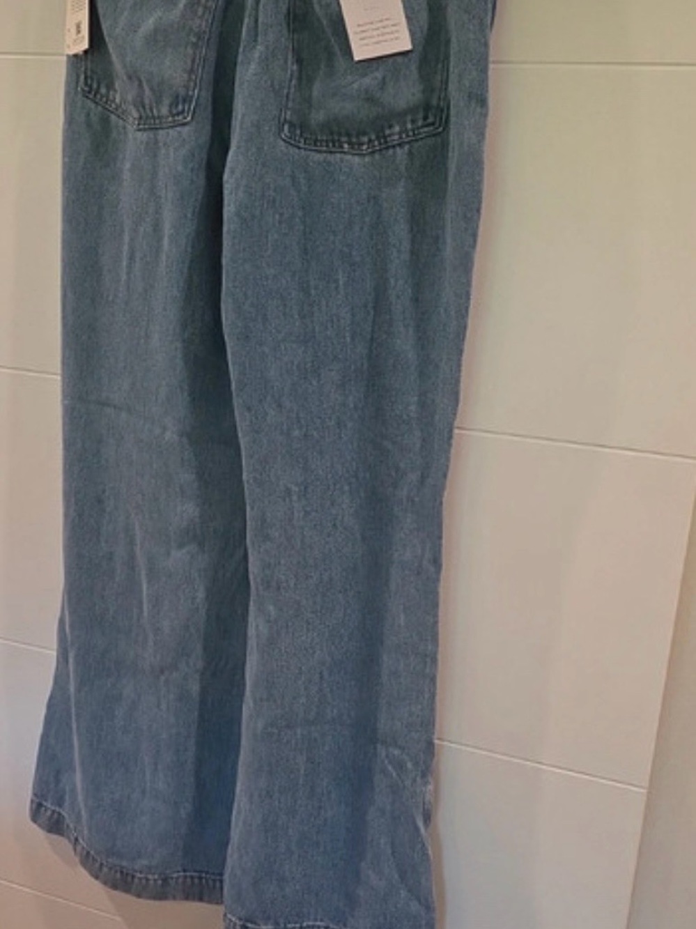 7 For All Mankind Light Blue Denim Jeans - Picture 5 of 7